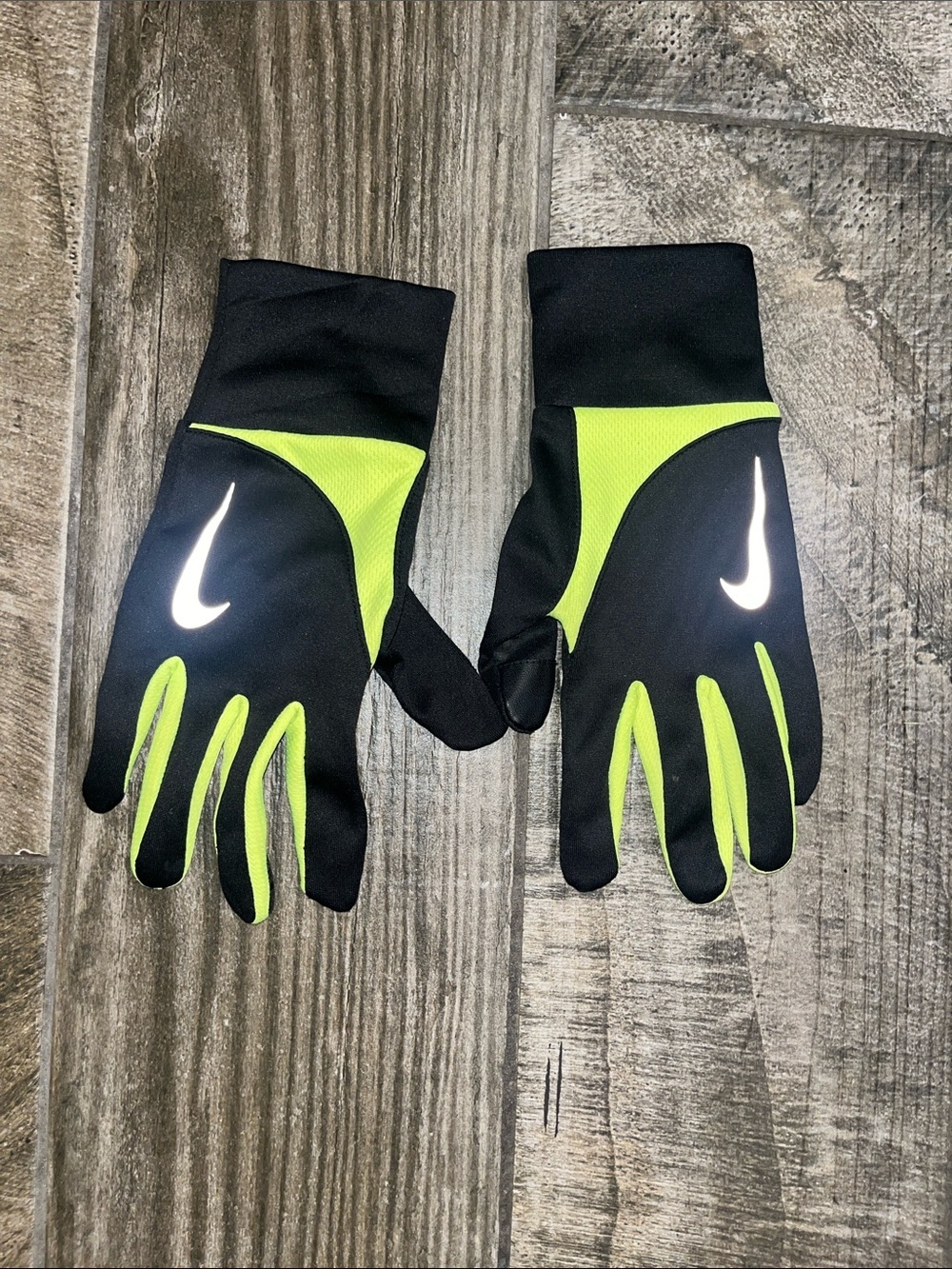 Nike Black & Neon Yellow Reflective Swoosh Gloves